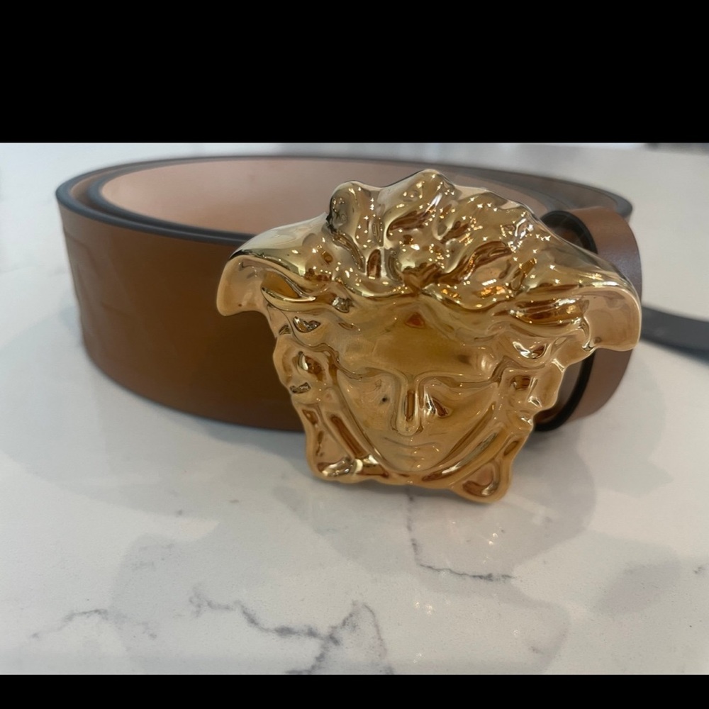 Brand New Versace Medusca Buckle Embossed Leather Belt - Men’s, Gold Medusa Head